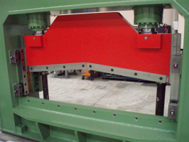 Cesoia per bramme di alluminio L=1500